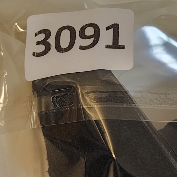 Steve Madden Hedley Black Suede Block Heels with Embroide Red Roses 7.5 - Picture 15 of 15